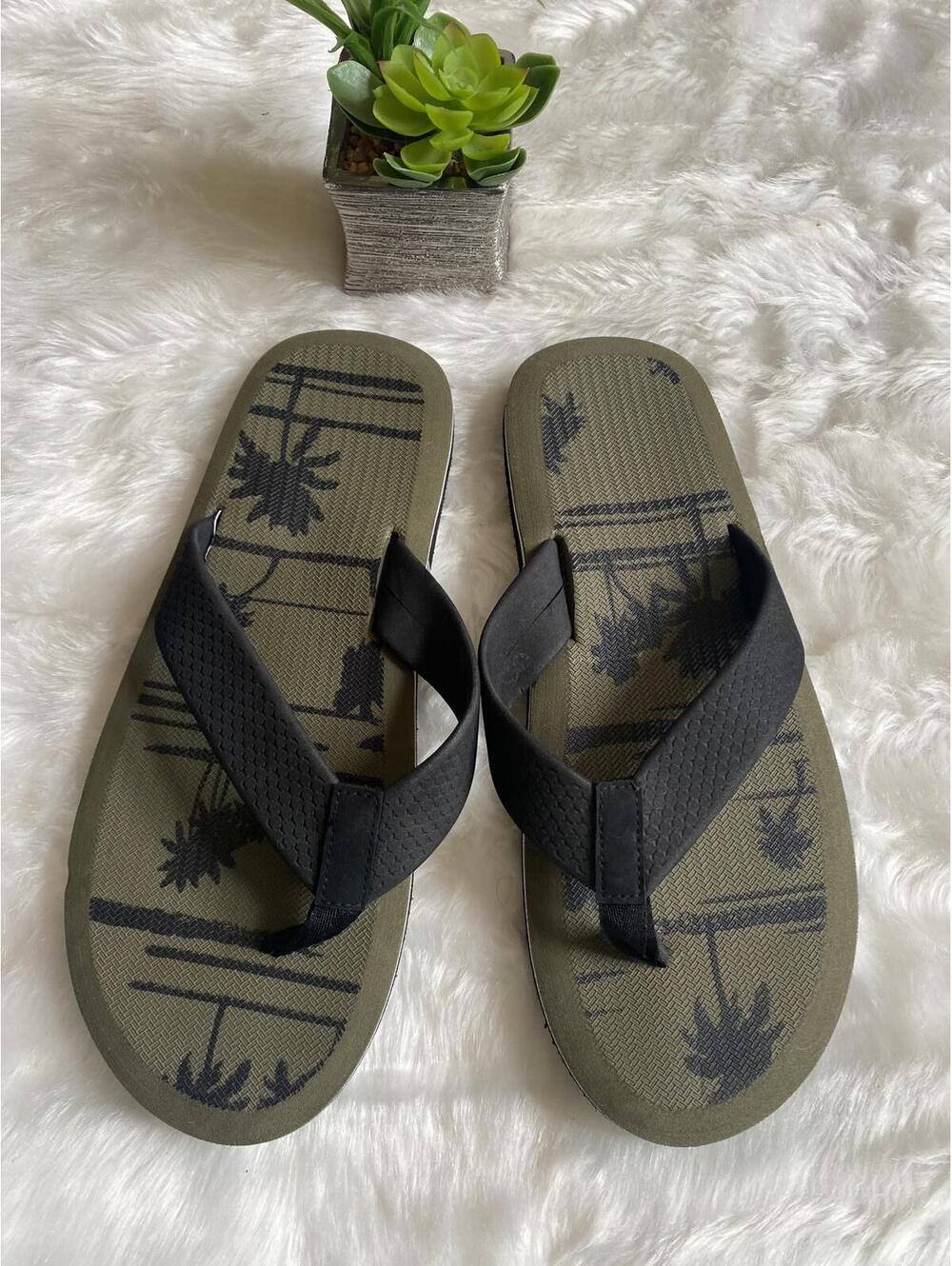 George Men's Flip Flop Sandals Size 8 Olive Green with Black Straps